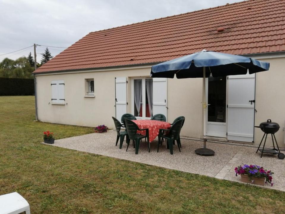 Maison Independante Lailly-en-Val Eksteriør bilde