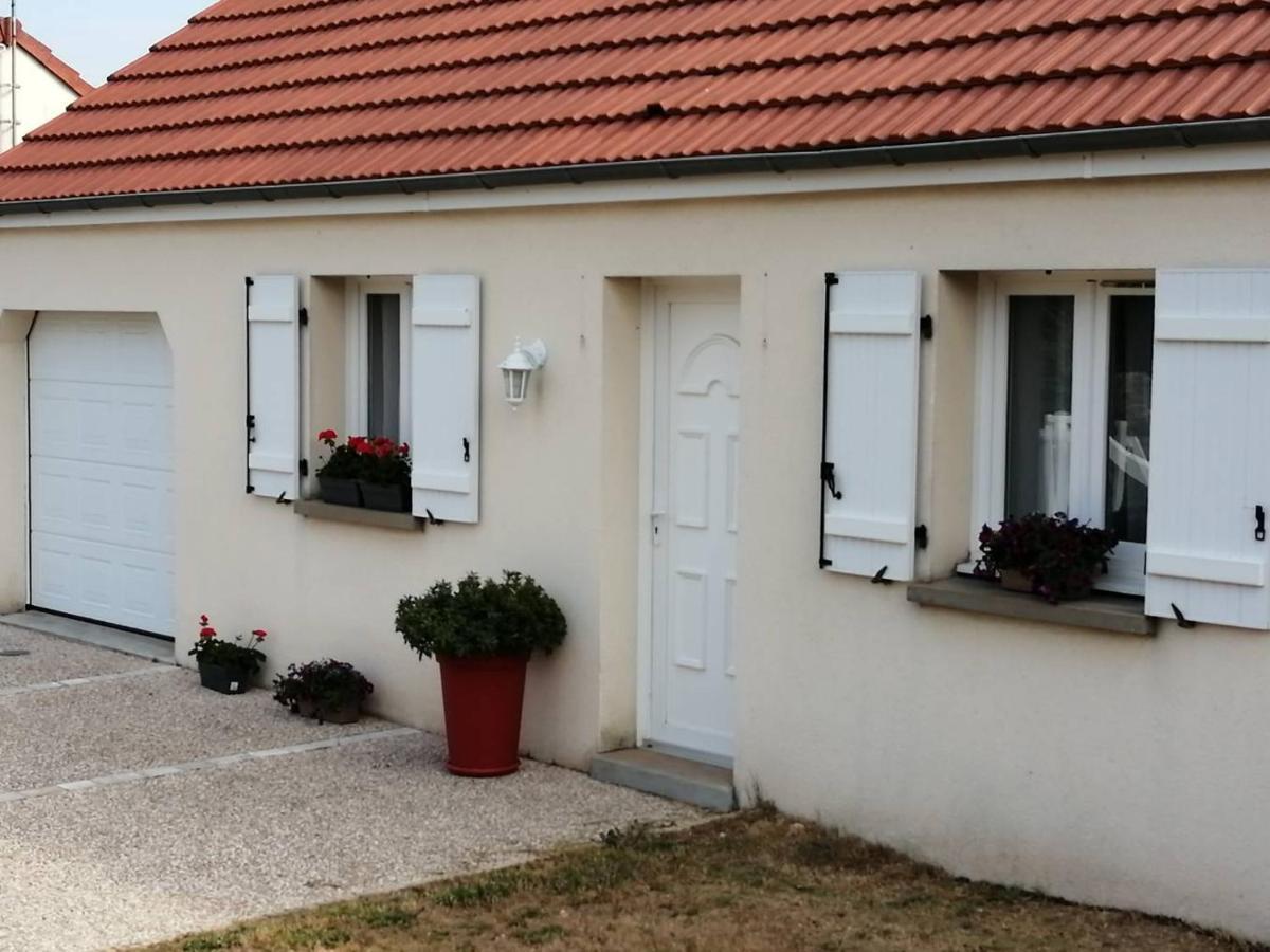 Maison Independante Lailly-en-Val Eksteriør bilde